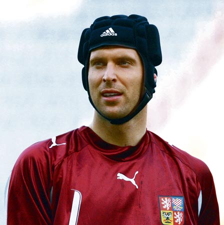 s helmou adidas.jpg